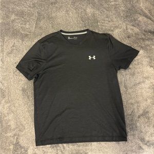 Under Armour men’s shirt, medium